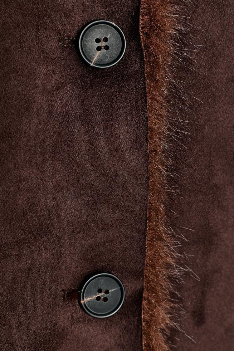 VESTE RÉVERSIBLE EFFET DAIM ET FAUSSE FOURRURE